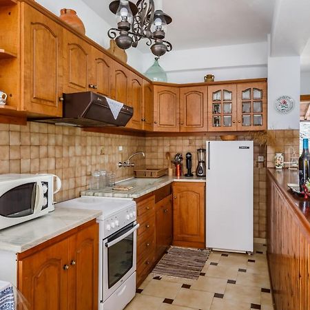 Ourania Apartment Skopelos Town Ngoại thất bức ảnh
