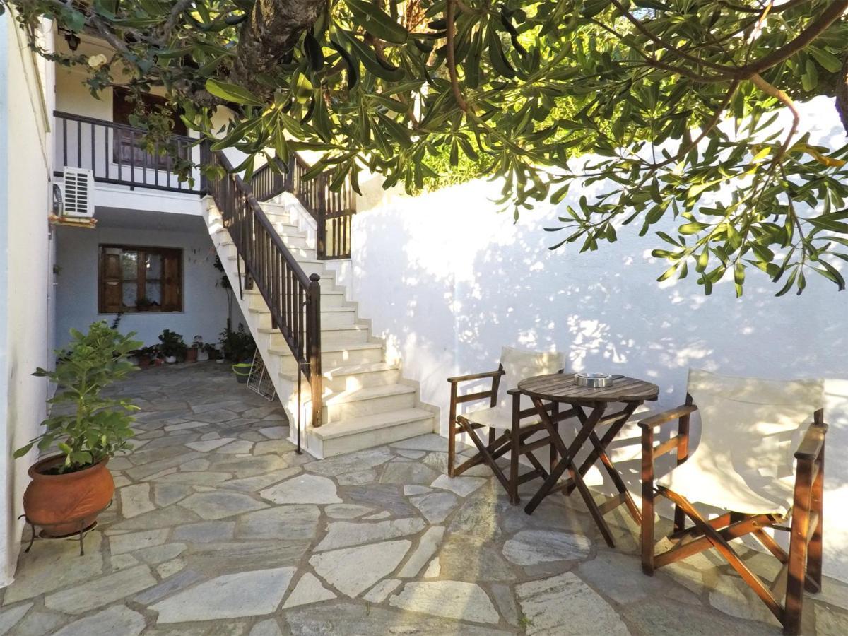 Ourania Apartment Skopelos Town Ngoại thất bức ảnh